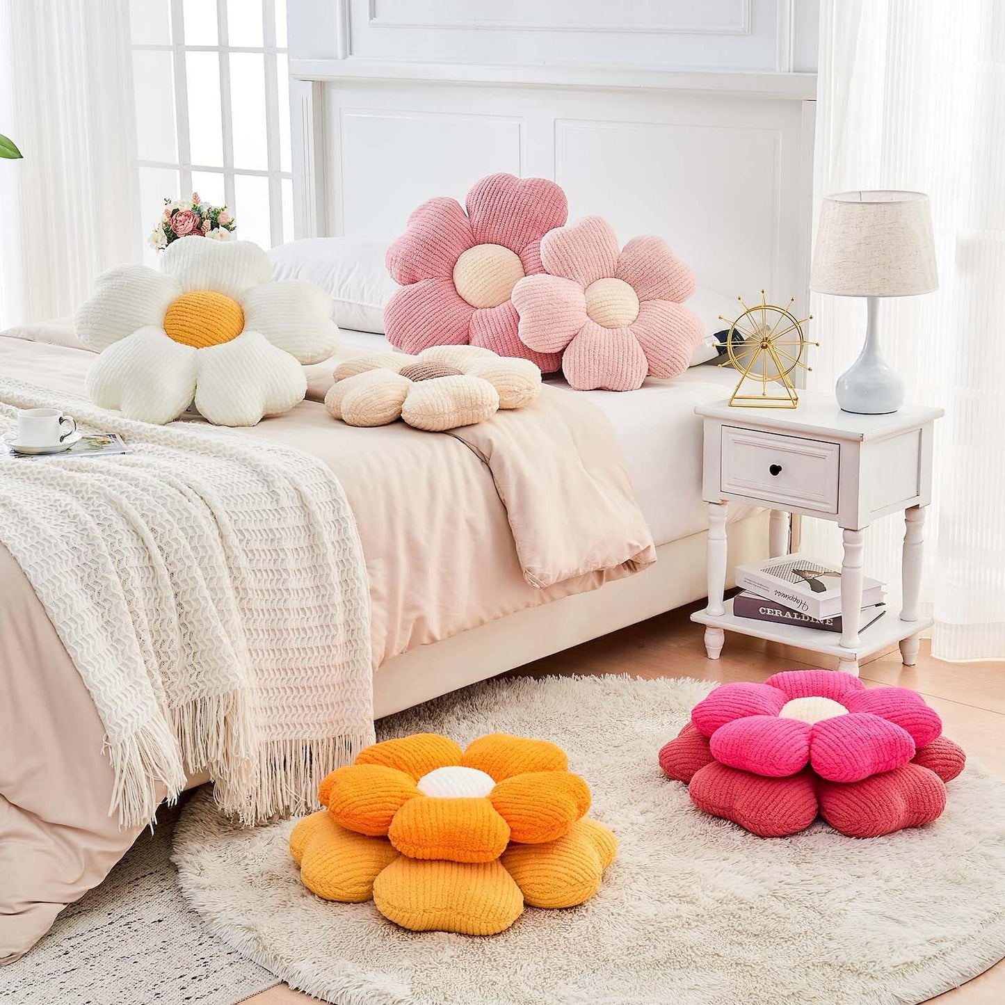 Kcvvcr Flower Throw Pillow, Cute Flower Shaped Pillow Decorative Throw Pillow for Bed Couch, Soft Daisy Pillows Floor Seating Cushion Cushions (14.9 Inch Light Pink)