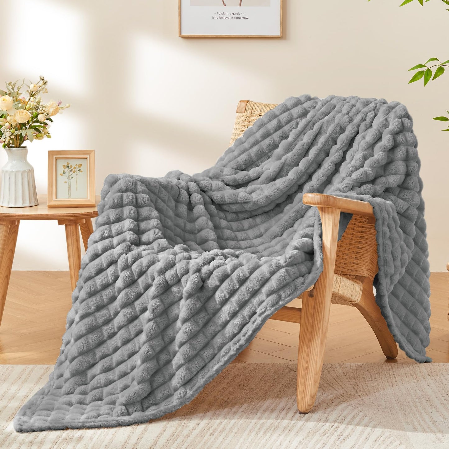 BEDELITE Updated Grey Throw Blanket for Couch and Bed- Super Soft and Warm 3D Checkered Fluffy Fuzzy Fleece Blanket, Luxurious Plush Cozy Blanket for Room Decor Spring, 50x60 inches