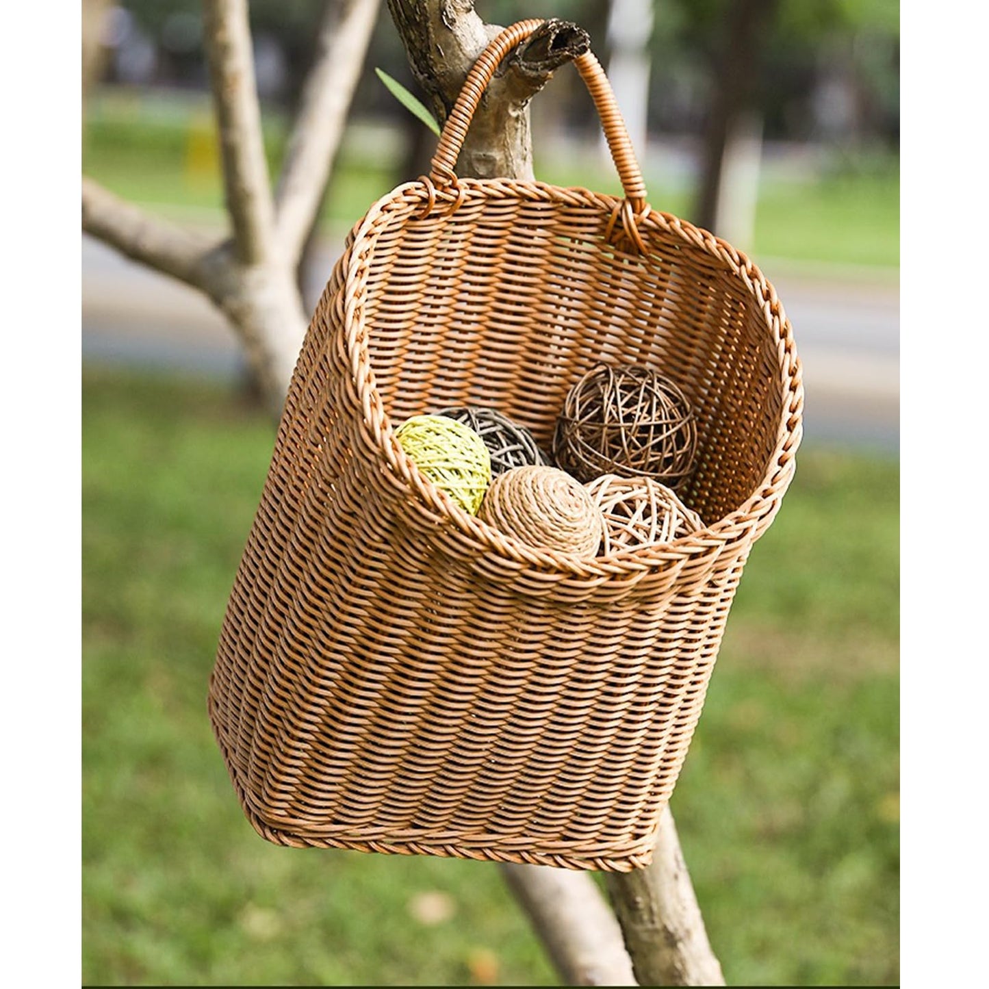 Woven Hanging Wicker Basket for Door, Handmade Rattan Hanging Wall Baskets for Garden Farmhouse Home (Brown)