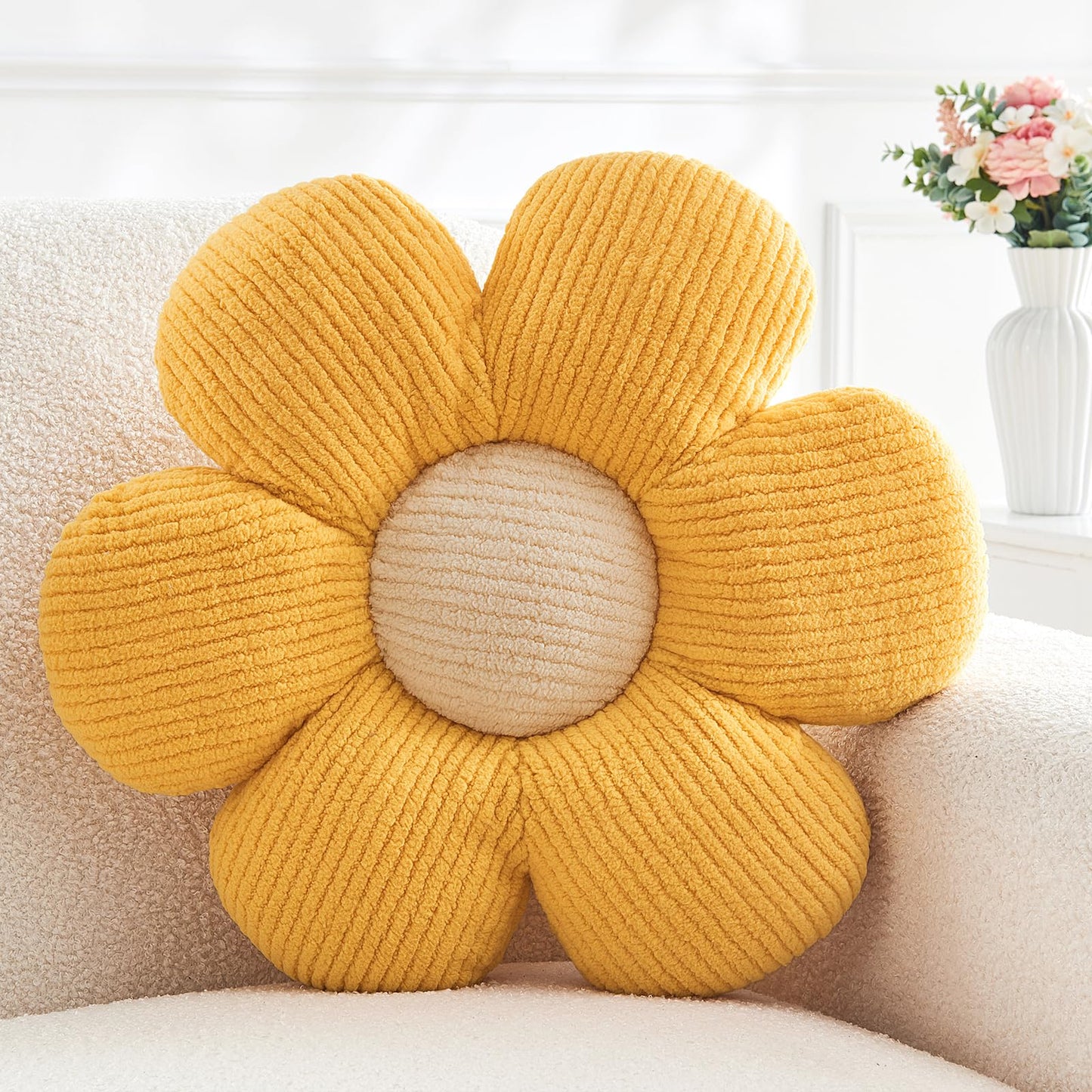 Mepherl Flower Throw Pillow,Yellow Flower Shaped Pillow Decorative Throw Pillows for Sofa, Couch,Bed,15.7'' Soft Daisy Pillow Floor Seating Cushion for Home Decor