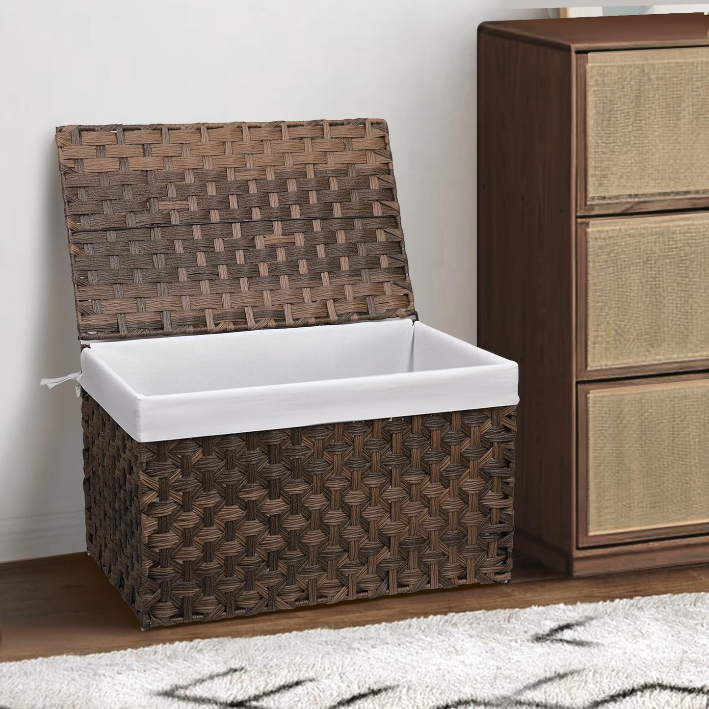 MOORLITER Wicker Storage Basket with Lid, 17.2 Gallon (65L) Small Blanket Basket with Lid, Woven Storage Bin with Handles, Removable Liner, Metal Frame, Foldable, for Bedroom, Laundry Room, Brown