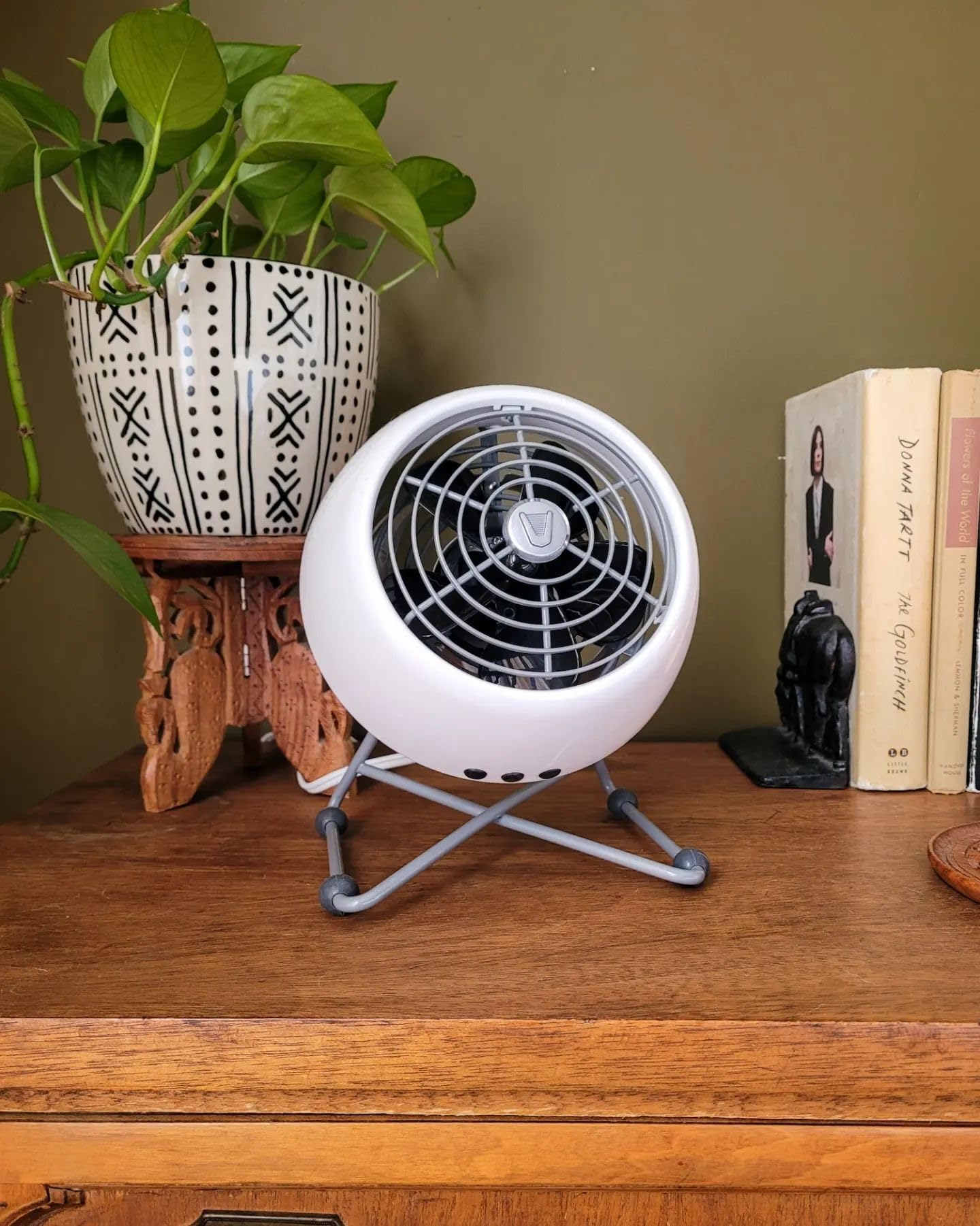 Vornado VFAN™ Mini Modern Personal Desk Fan with 2-Speed Control, Adjustable Tilt, Quiet Metal Air Circulator for Office, Bedroom, Dorm, Compact Desktop Cooling Device, Ice White