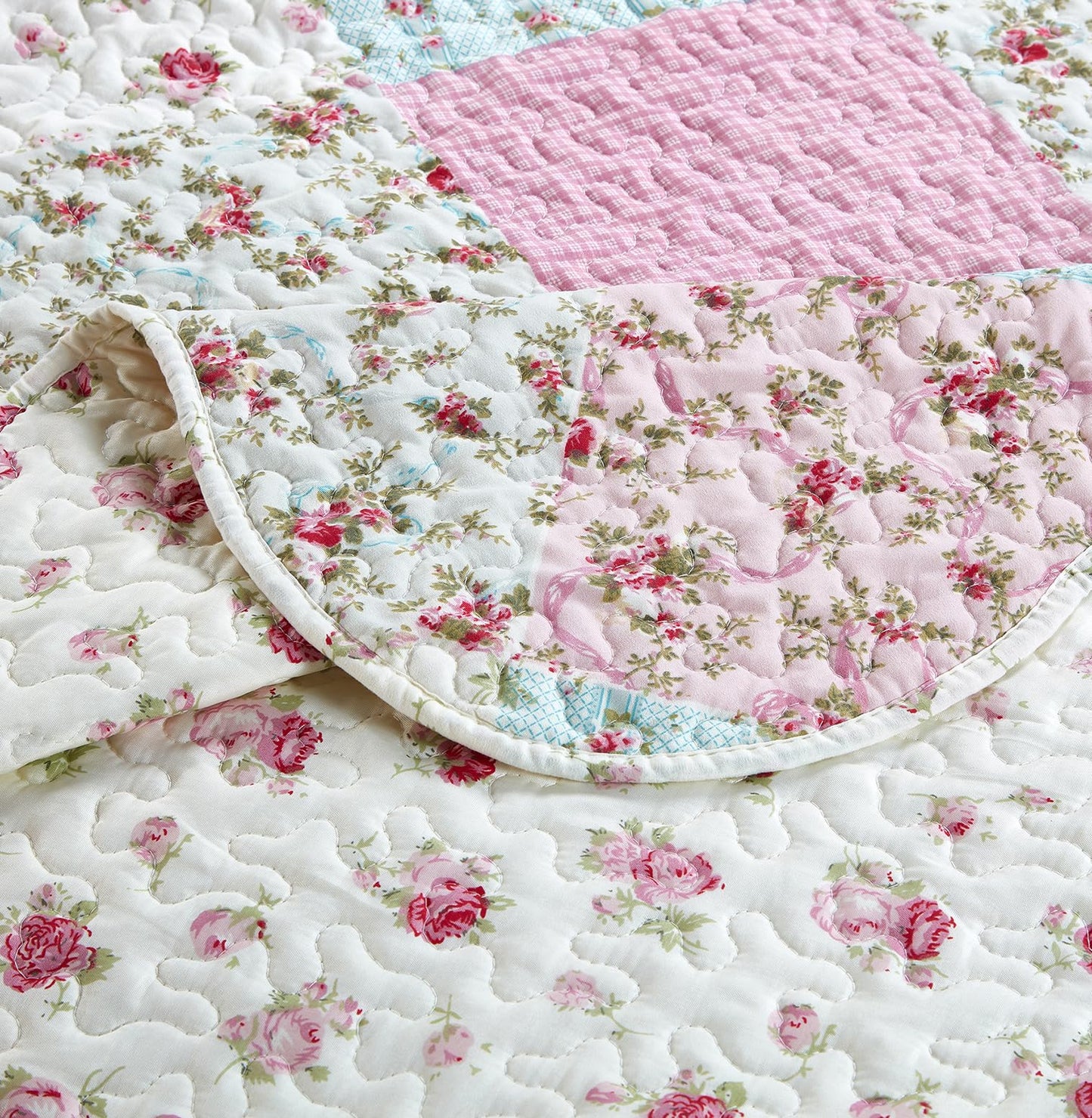 Brilliant Sunshine Pink and Green Roses Quilt Twin Size, Patchwork Design Bedding Set with Sham, Reversible Bedspread, Soft Lightweight Coverlet for All Seasons (68"x90")