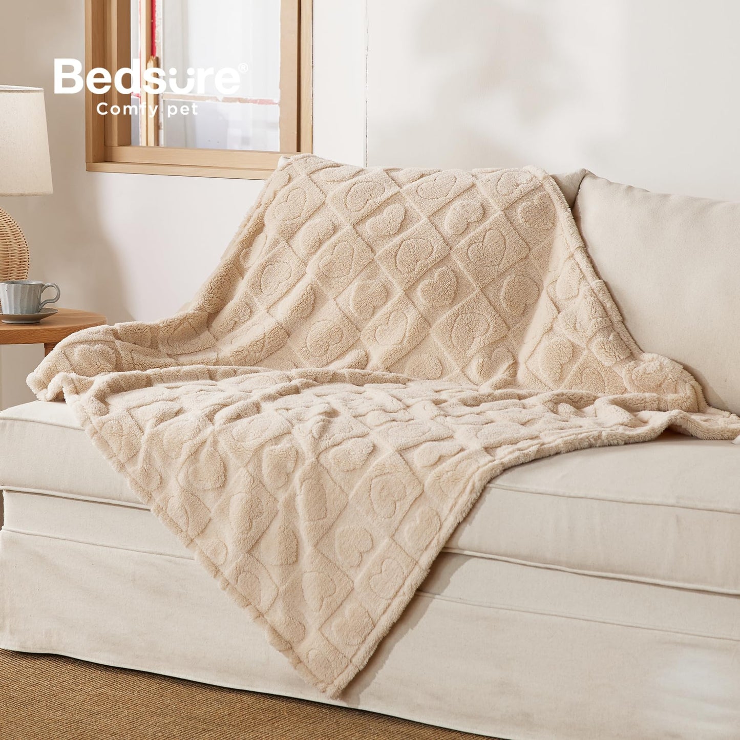 Bedsure Dog Blankets for Large Dogs Washable - Fluffy Fuzzy Cat Puppy Blanket with Premium 300GSM Coral Fleece Soft for Pet Kitten Doggy, White, 40x50IN
