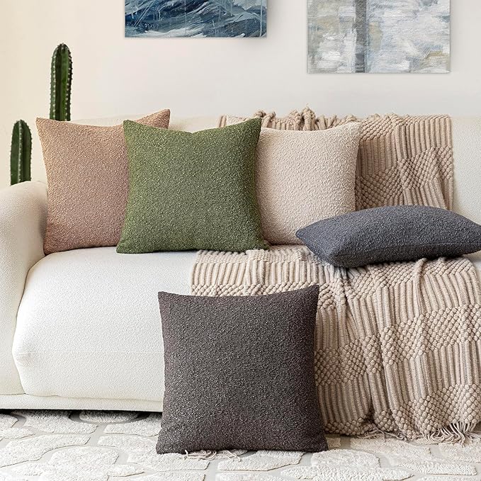 Foindtower Textured Boucle Throw Pillow Covers Accent Solid Pillow Cases Cozy Soft Decorative Couch Cushion Case for Chair Sofa Bedroom Living Room Home Decor, 18 x 18 Inch,Green