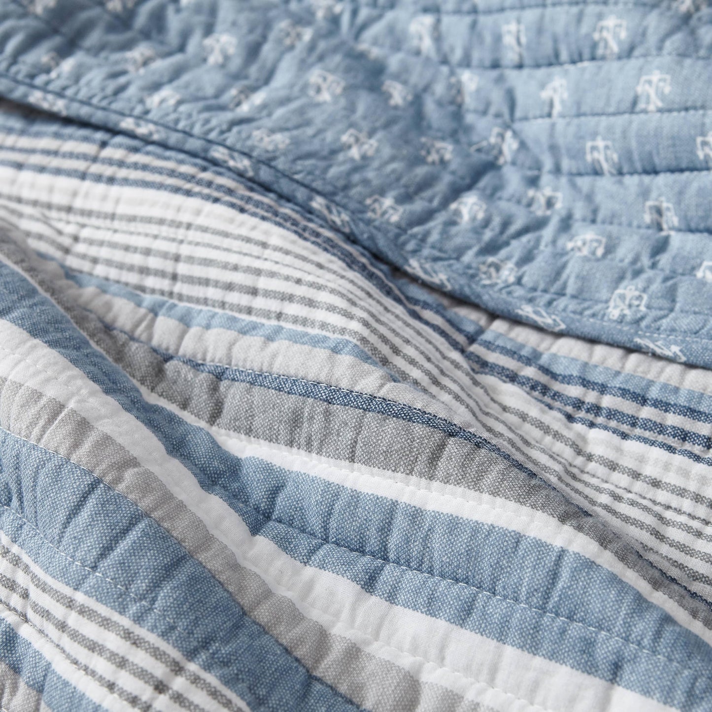 Nautica - Queen Quilt Set, 100% Cotton Bedding with Matching Shams, Reversible Stripe and Anchor Design, Lightweight for Year-Round Layering (Jettison Blue)
