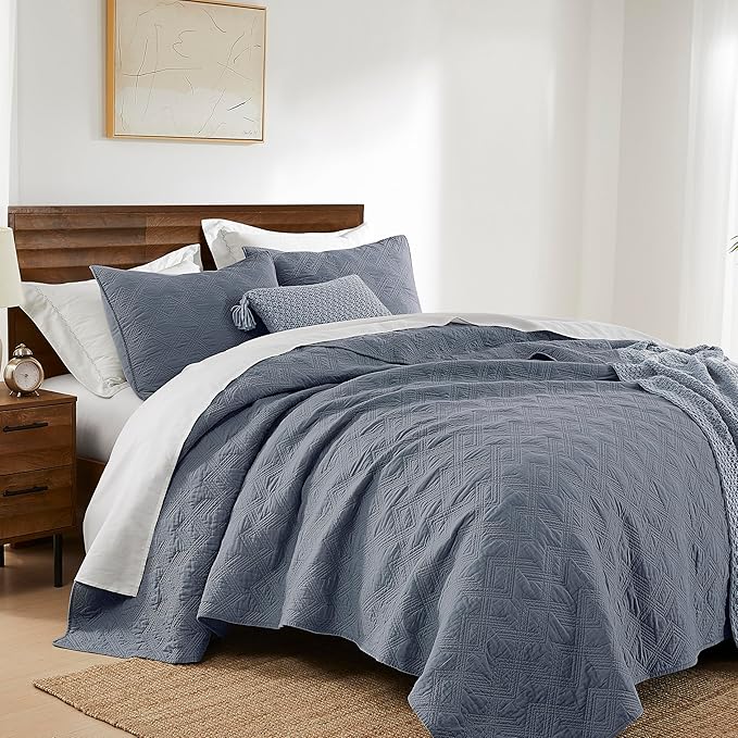 WDCOZY 100% Cotton King Size Quilt Set - Dusty Blue Pre-Washed Soft Lightweight Modern Bedspread, Farmhouse Country Rustic Coverlet, Textured Like Linen, Shabby Chic Gauze Bedding, 3 Pieces