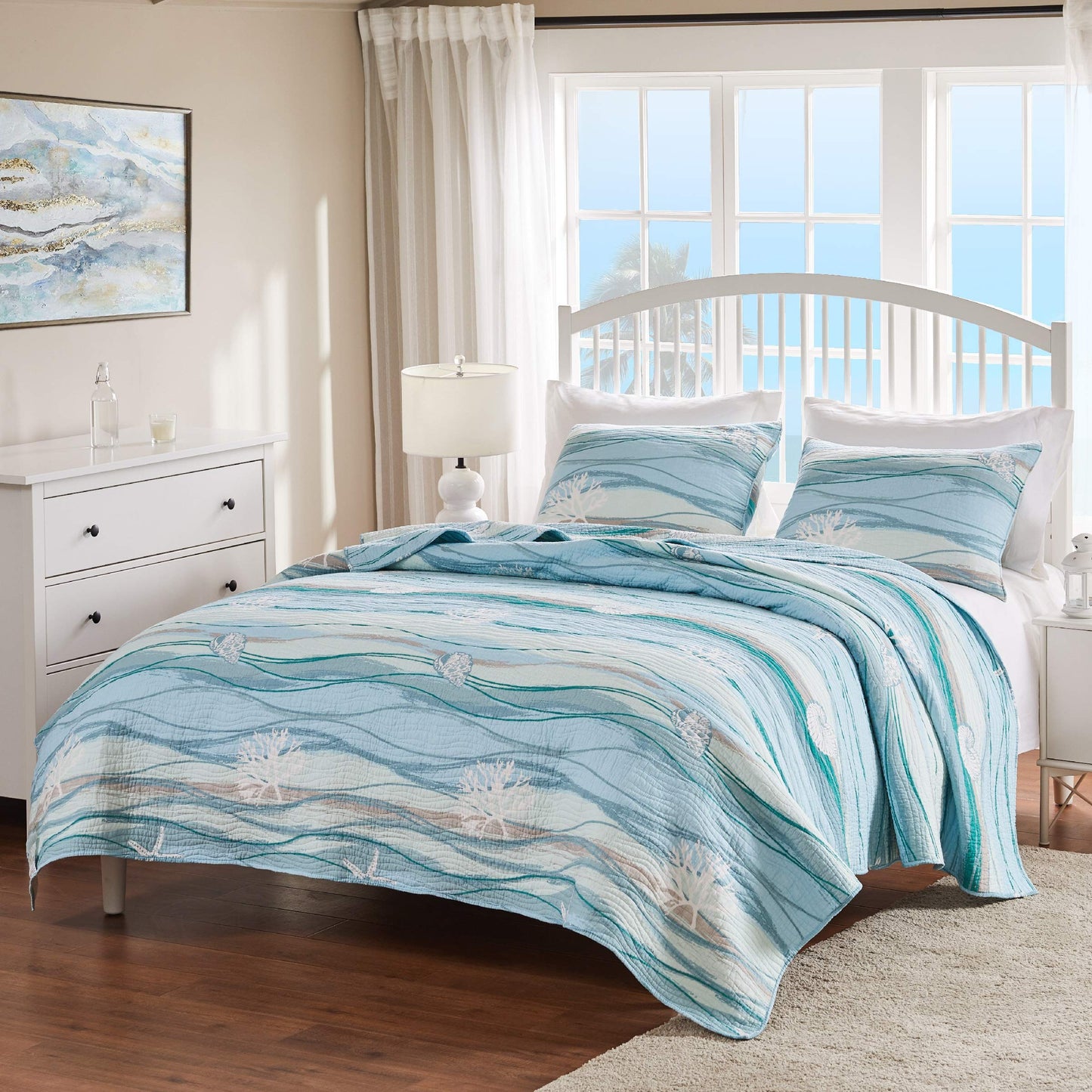 Greenland Home Maui Embroidered Coastal Quilt Set, Full/Queen (3-Piece)