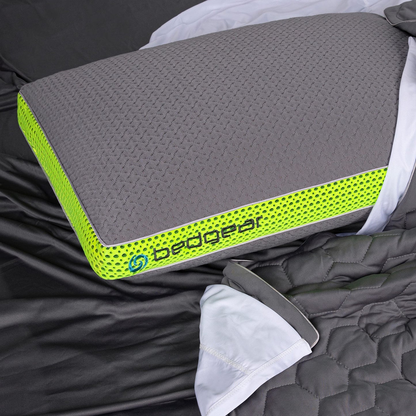 Bedgear Multi-Position Performance Pillow, Medium Soft Cooling Pillow for Back, Side & Stomach Sleepers - React Blend Fill, Breathable Airflow Design, Dri-Tec Moisture-Wicking Cover - Hypoallergenic